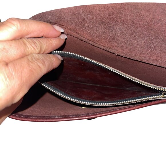 Vintage Womens Shoulder Bag Brown Adjustable Strap Turn Lock Closure Leather - Picture 11 of 11